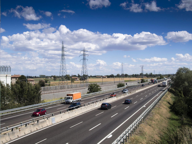 Busy do Niemiec, Holandii i Belgii od drzwi do drzwi