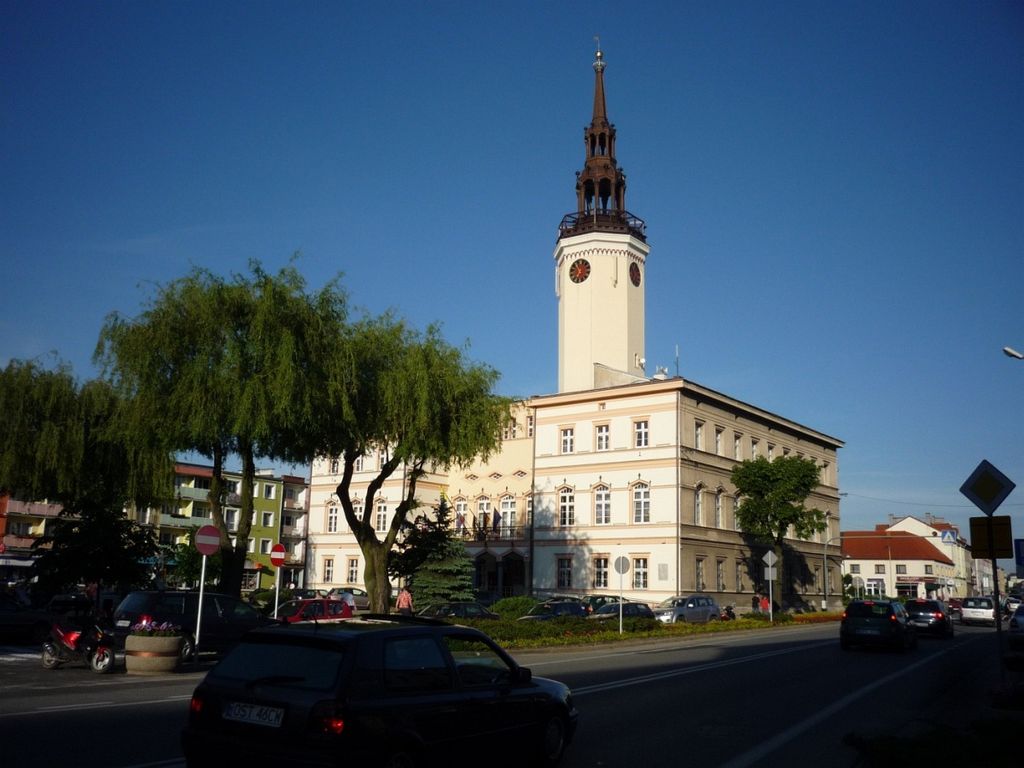 Przewóz busem ze Strzelec Opolskich do Holandii Przewóz busem ze Strzelec Opolskich do Holandii